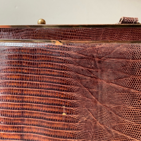 Vintage Mid-Century Snake Skin Purse with Clasp Opening - Picture 6 of 6